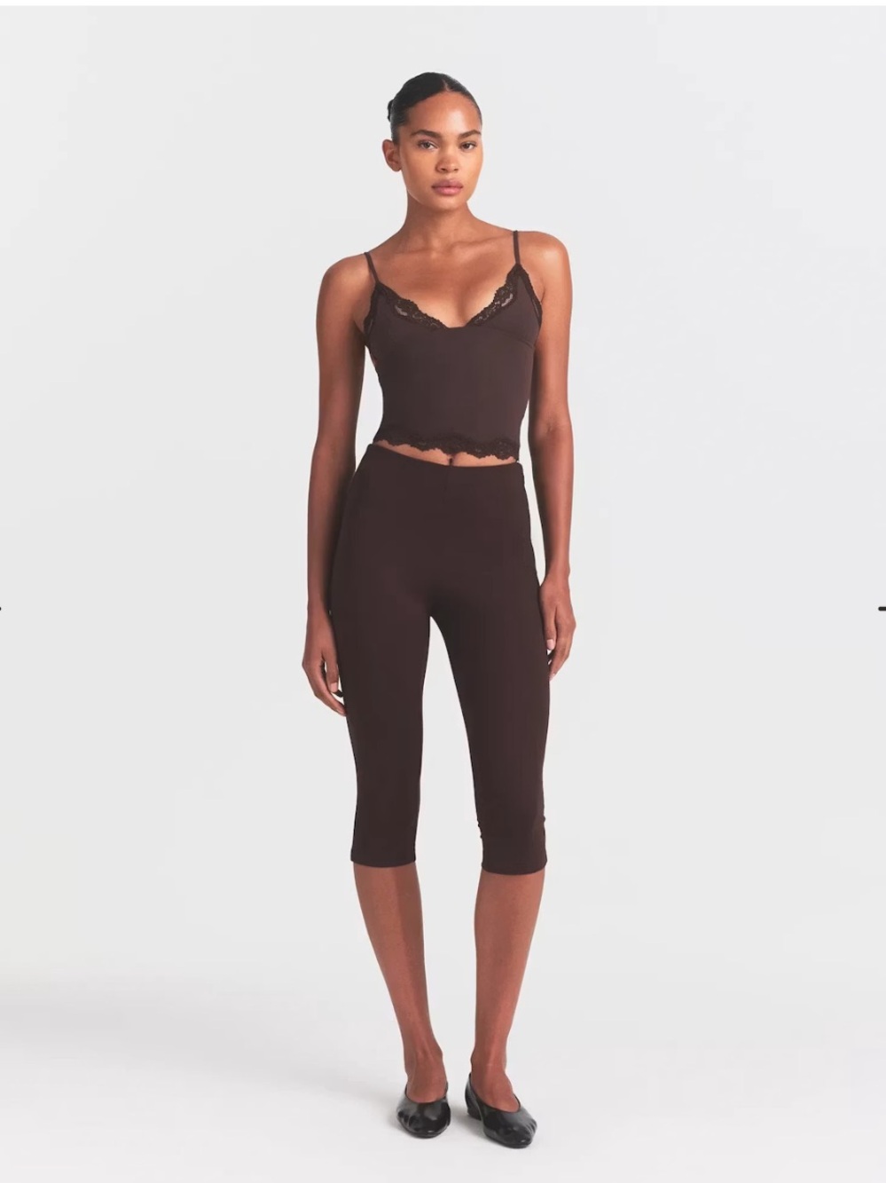 SKIMS HIGH-WAISTED CAPRI ESPRESSO COLOR